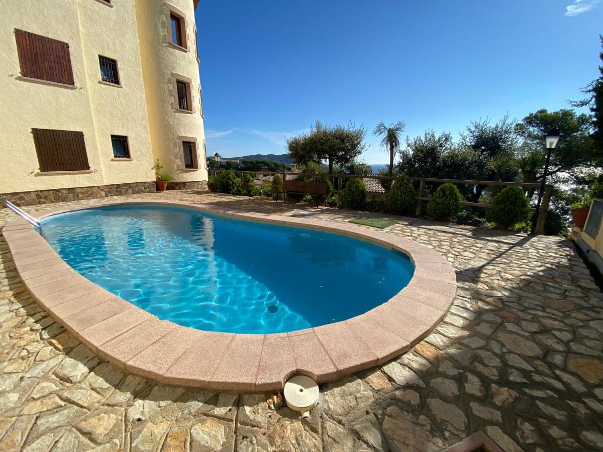 Lägenhet på 65 m² i Calella de Palafrugell, med 3 sovrum och 3 badrum  Exteriör bild