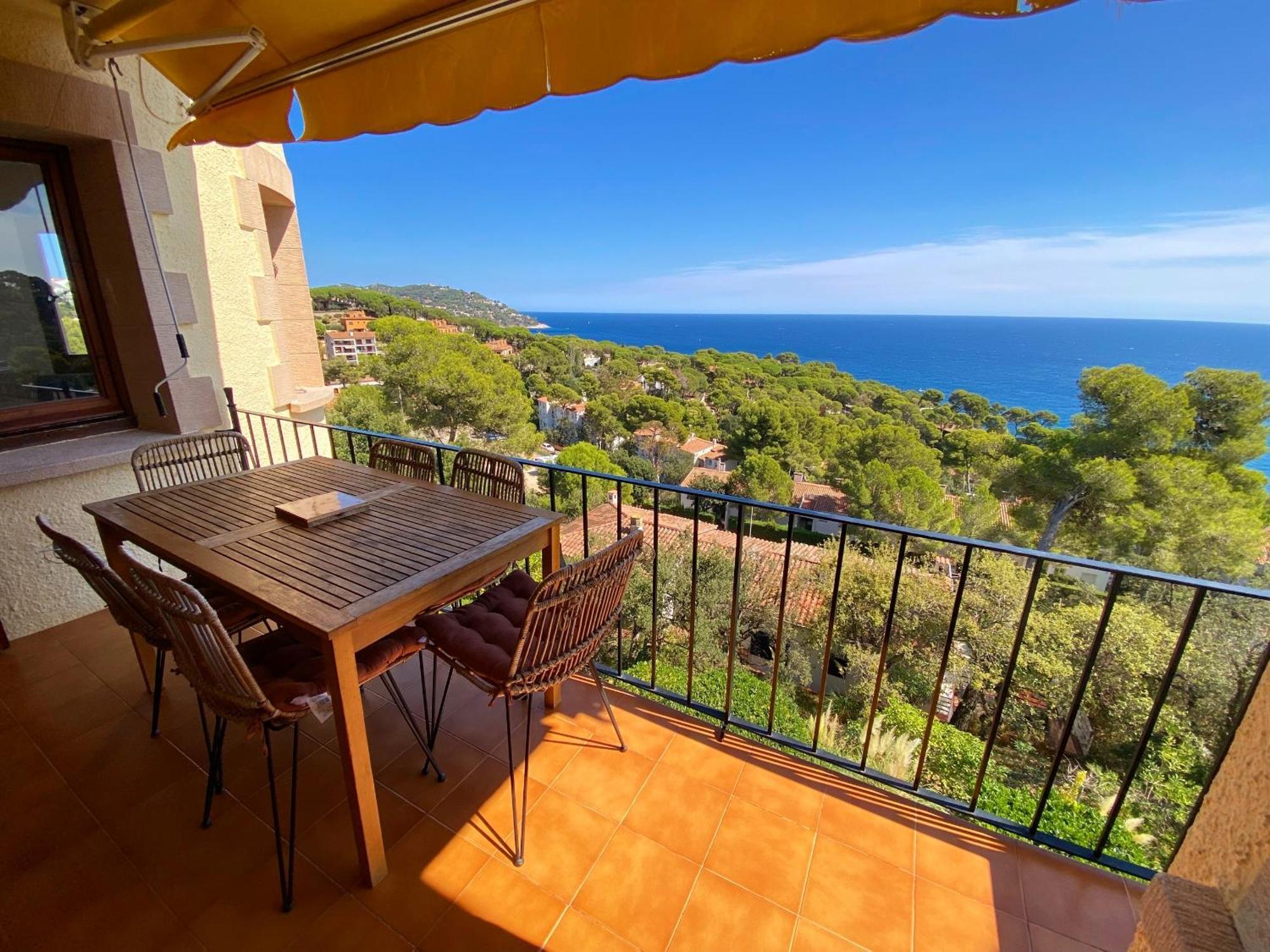 Lägenhet på 65 m² i Calella de Palafrugell, med 3 sovrum och 3 badrum  Exteriör bild